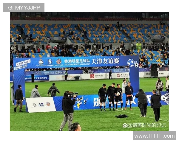 与足球明星合照的完美瞬间捕捉技巧与创意分享指南