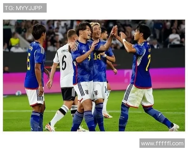 深圳足球队在世界杯预选赛中的默契配合与战术分析